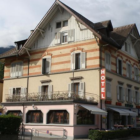 Hotel De La Gare Monthey Buitenkant foto